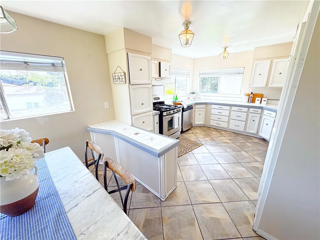 Additional image 8 of 7615 Kittyhawk Avenue, Los Angeles, CA 90045