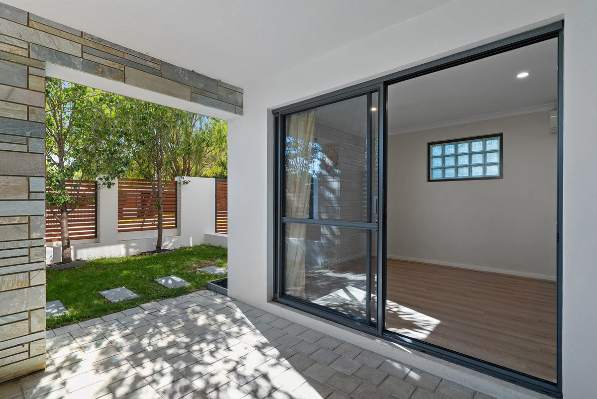 1/70 First Avenue, Claremont WA 6010