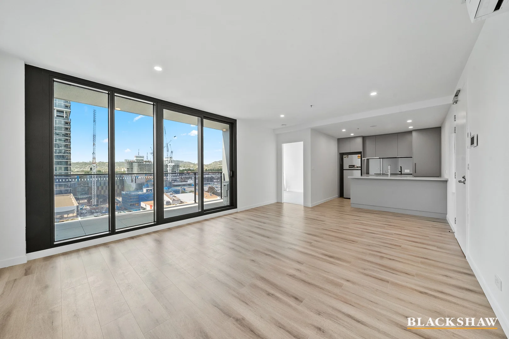 810/49 Furzer Street, Phillip ACT 2606 photo 4