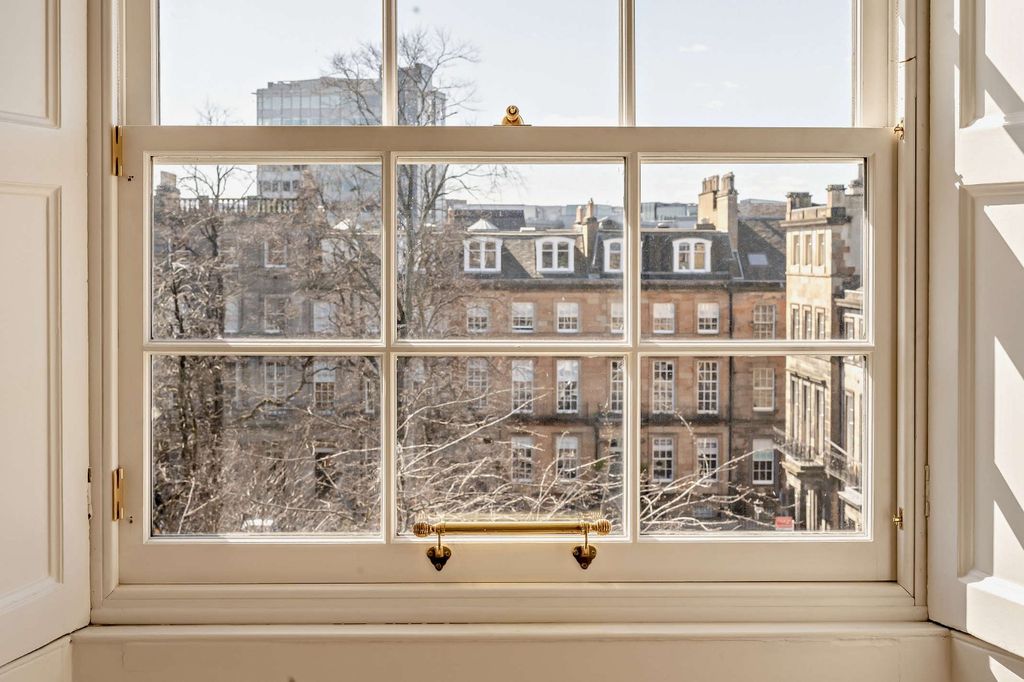 Additional image 6 of 3 bed flat for saleRutland Street, Edinburgh EH1