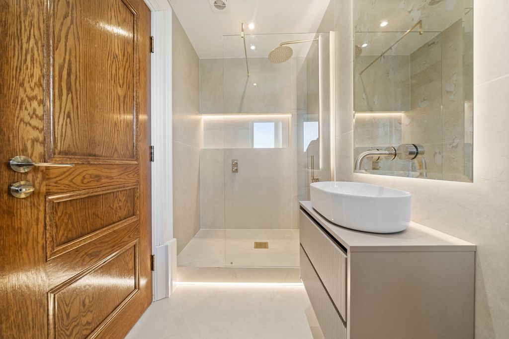 Additional image 23 of 2 bed flat for saleVictoria Road, Formby L37