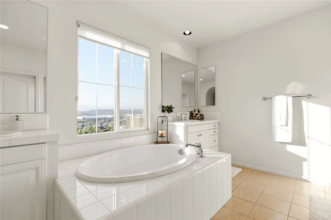 Additional image 79 of 817 Terrace Lane E Unit 7, Diamond Bar, CA 91765