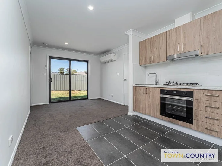 Additional image 2 of 2/17 Sunrise Crescent, Armidale NSW 2350