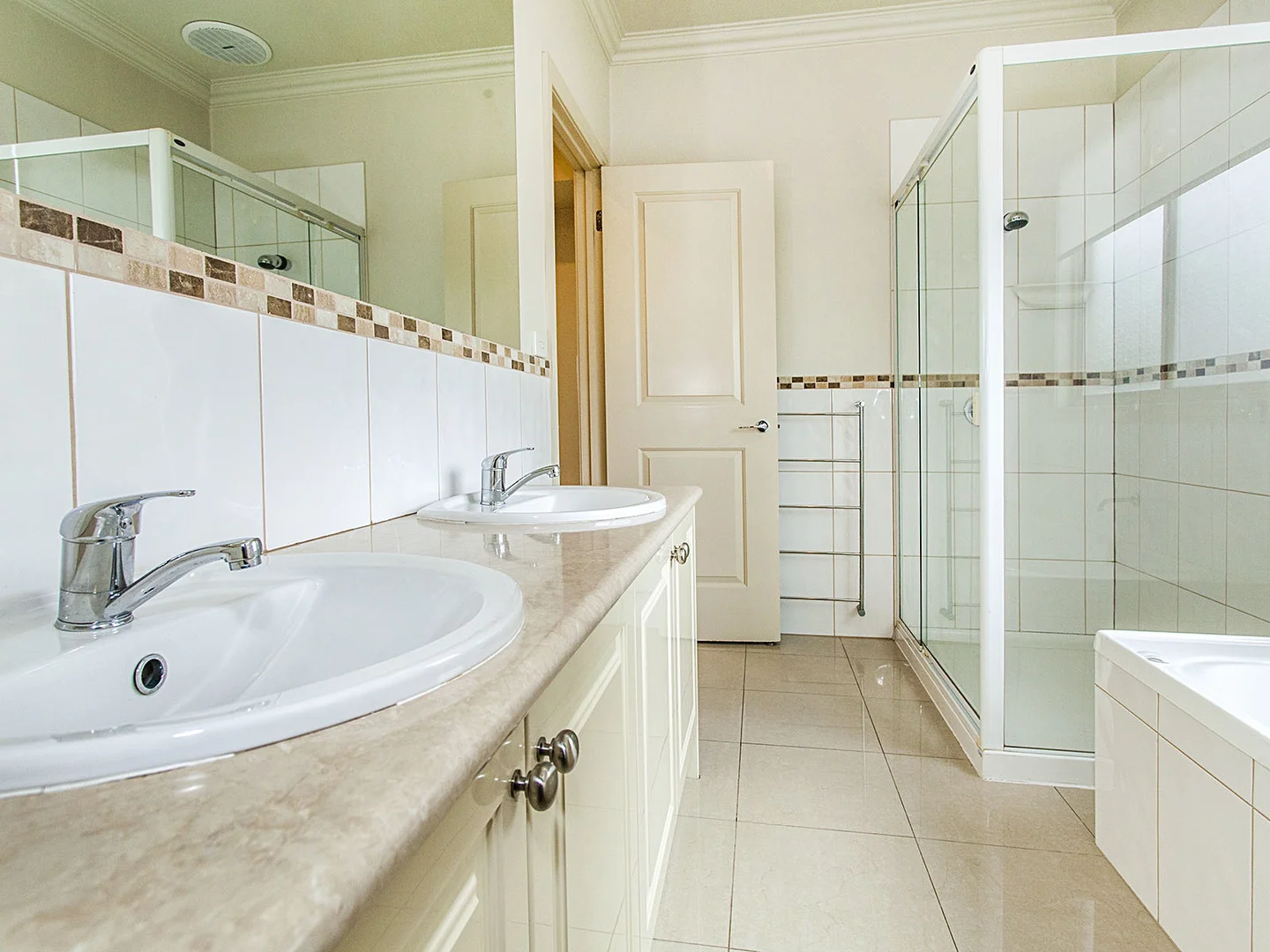 Additional image 7 of 1 Orchard Grove, Blackburn South VIC 3130