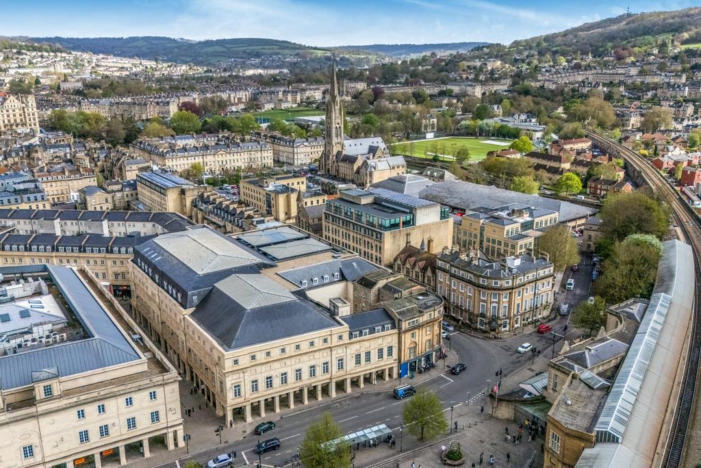 1 bed flat for saleDorchester Street, Bath BA1 photo 2