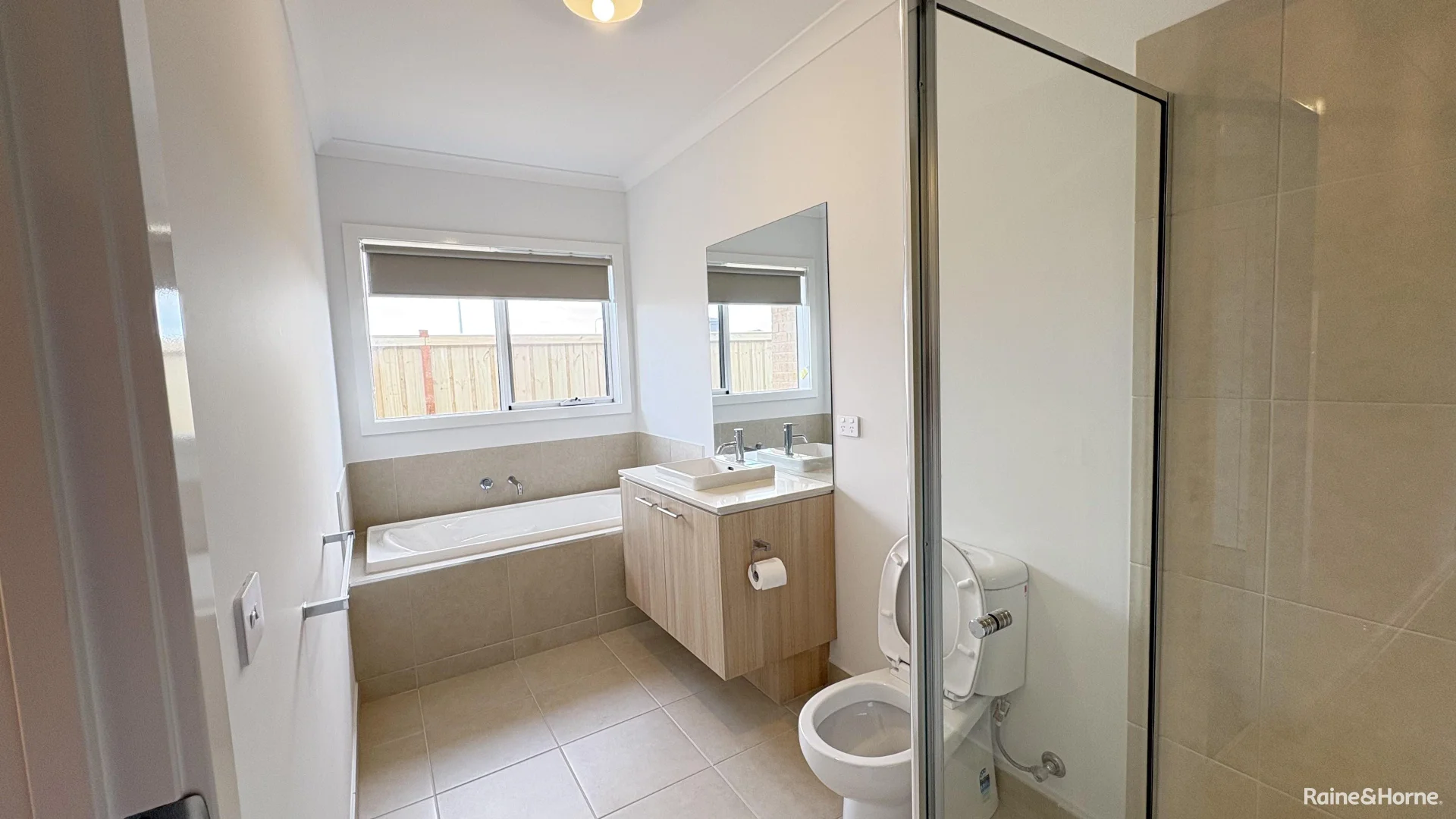 Additional image 7 of 21 Wharfedale Crescent, Lara VIC 3212