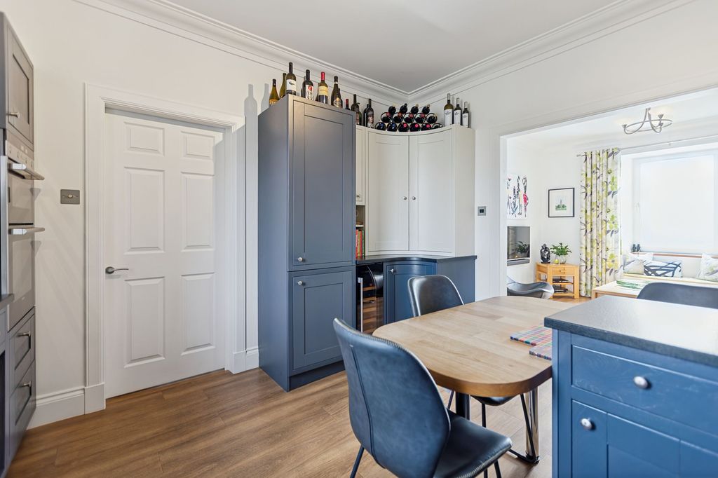 Additional image 5 of 3 bed maisonette for sale80 West Clyde Street, Helensburgh G84