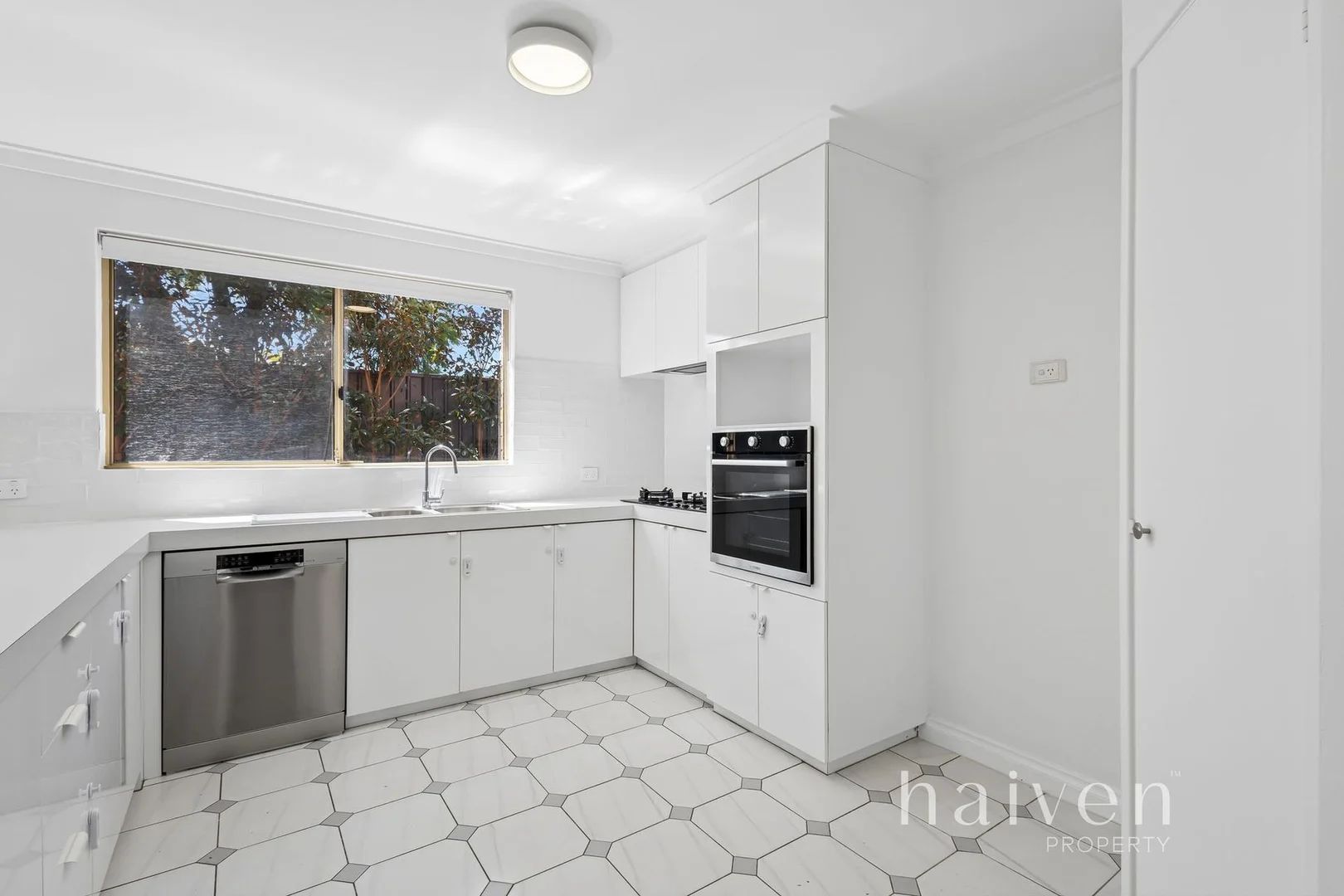 Additional image 12 of 3/76 MILLCREST STREET, Scarborough WA 6019