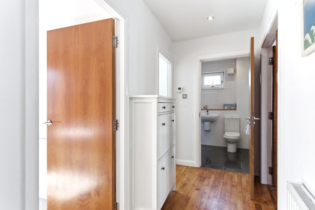 Additional image 12 of 2 bed flat for saleKaims Terrace, Livingston EH54