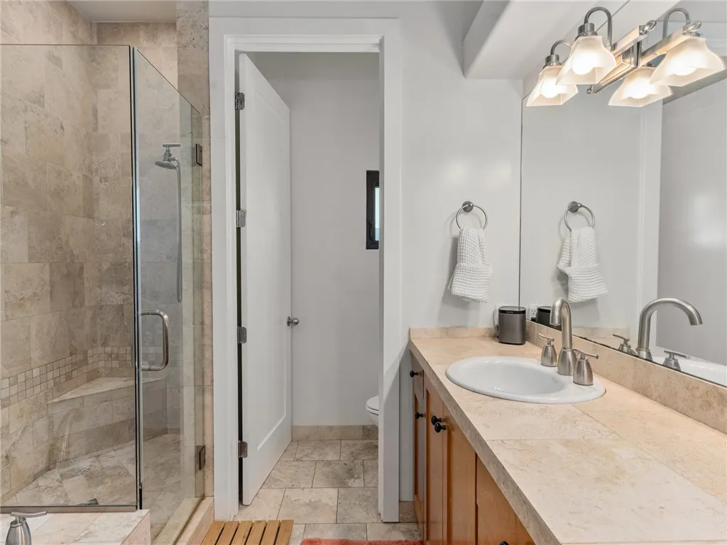 Additional image 16 of 305 Kansas Street Unit D, El Segundo, CA 90245