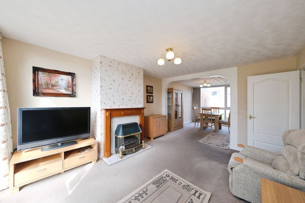 Additional image 4 of 3 bed terraced house for saleFairisle Close, Nottingham NG11
