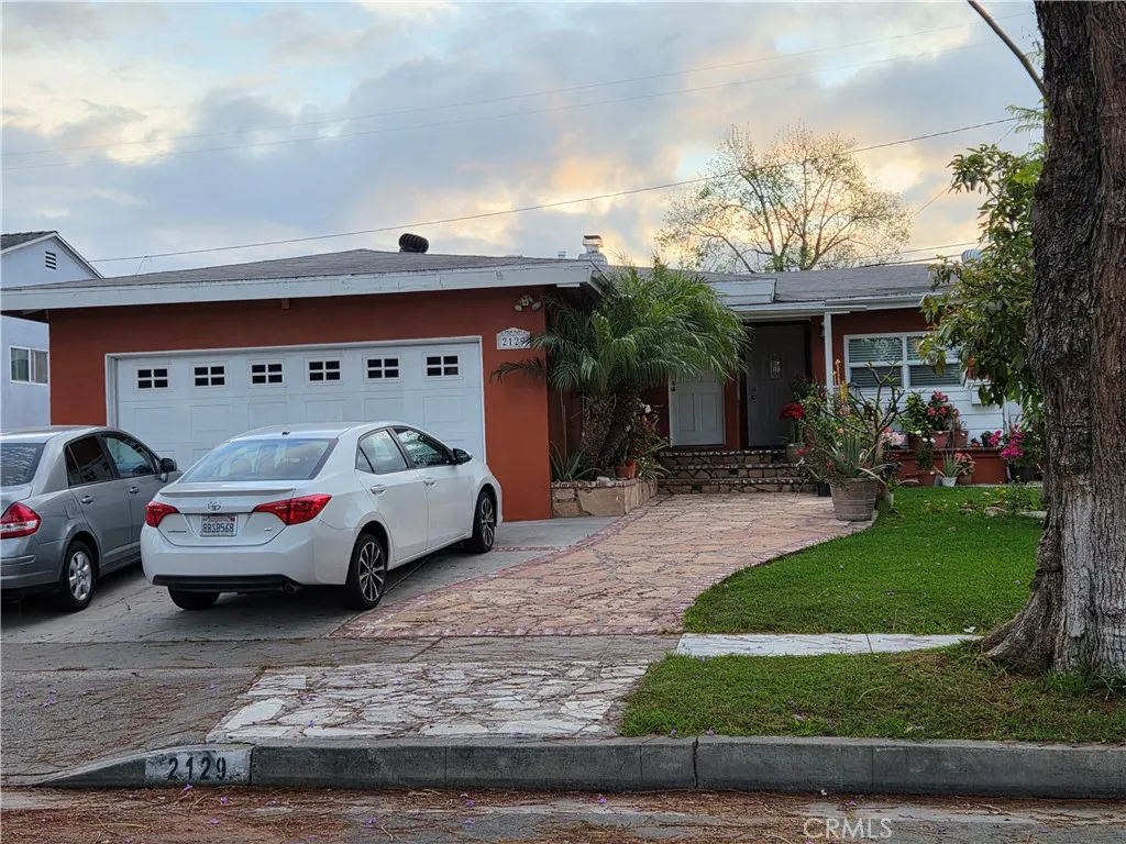Additional image 2 of 2129 N Poplar St, Santa Ana, CA 92706