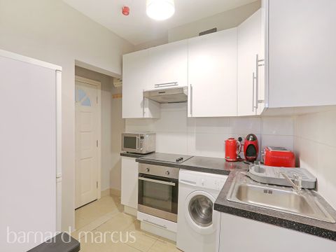 Holland Road, London W14, Studio to rent