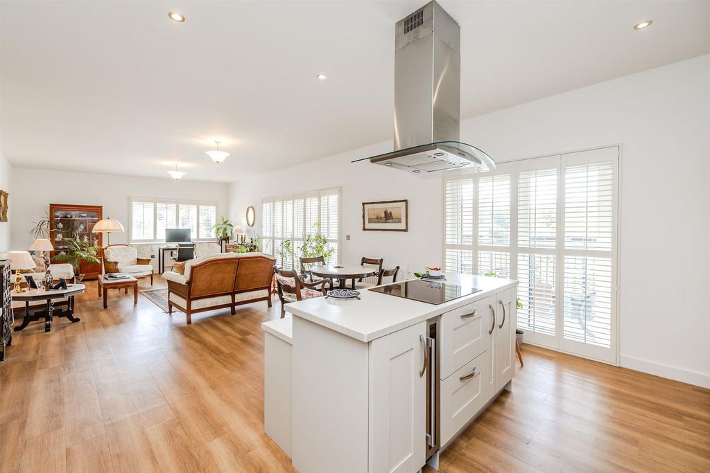 Additional image 6 of 2 bed flat for saleMill Rise West Road, Ponteland, Newcastle Upon Tyne NE20