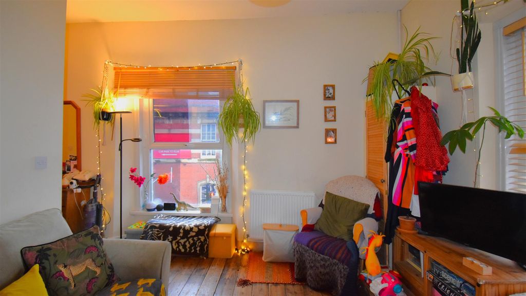 Additional image 3 of Studio for saleHigh Street, Staple Hill BS16