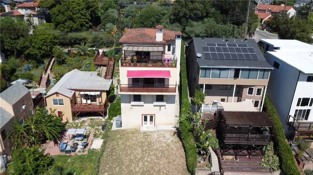 Additional image 10 of 633 Sunnyhill Drive, Los Angeles, CA 90065