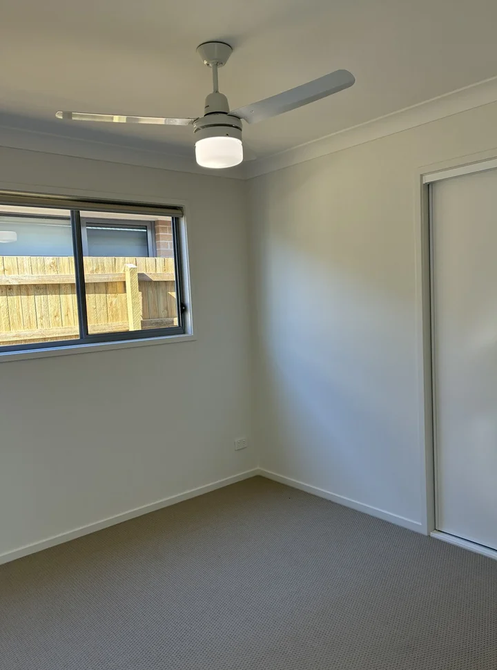 Additional image 11 of 24 Matterhorn Way, White Rock QLD 4306