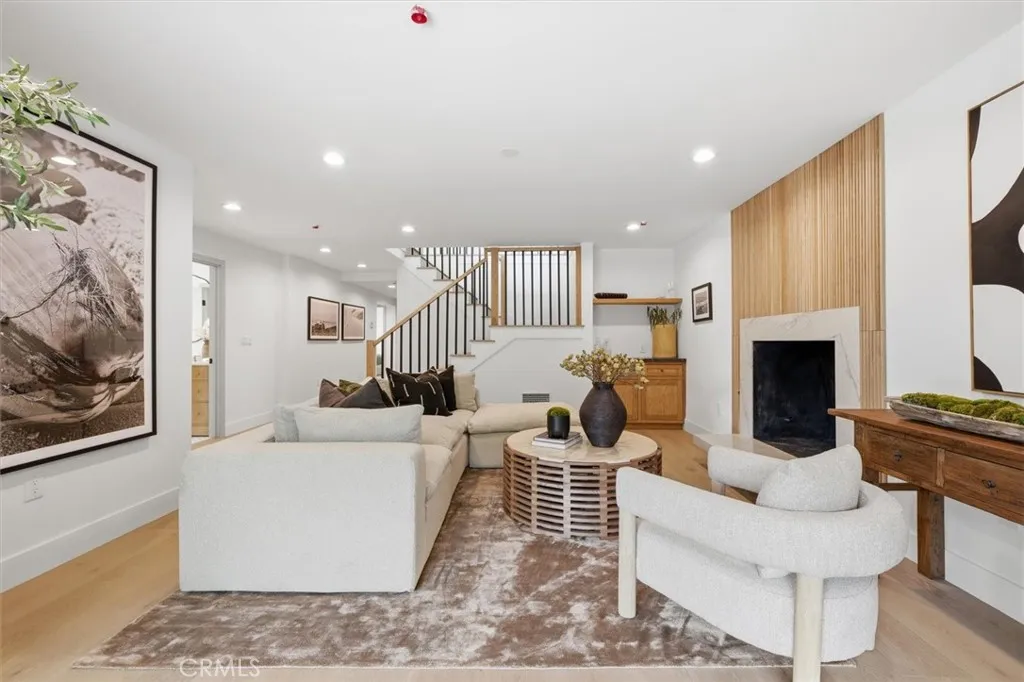 Additional image 25 of 865 10th Street, Manhattan Beach, CA 90266