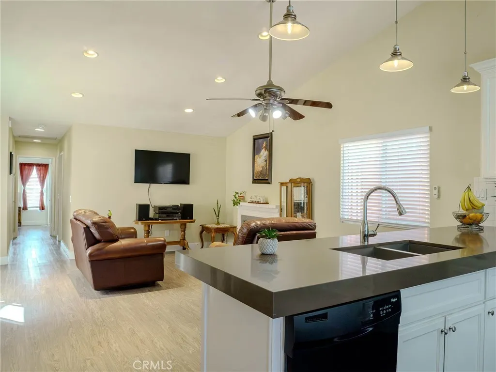 Additional image 18 of 11538 Larchwood Dr, Fontana, CA 92337