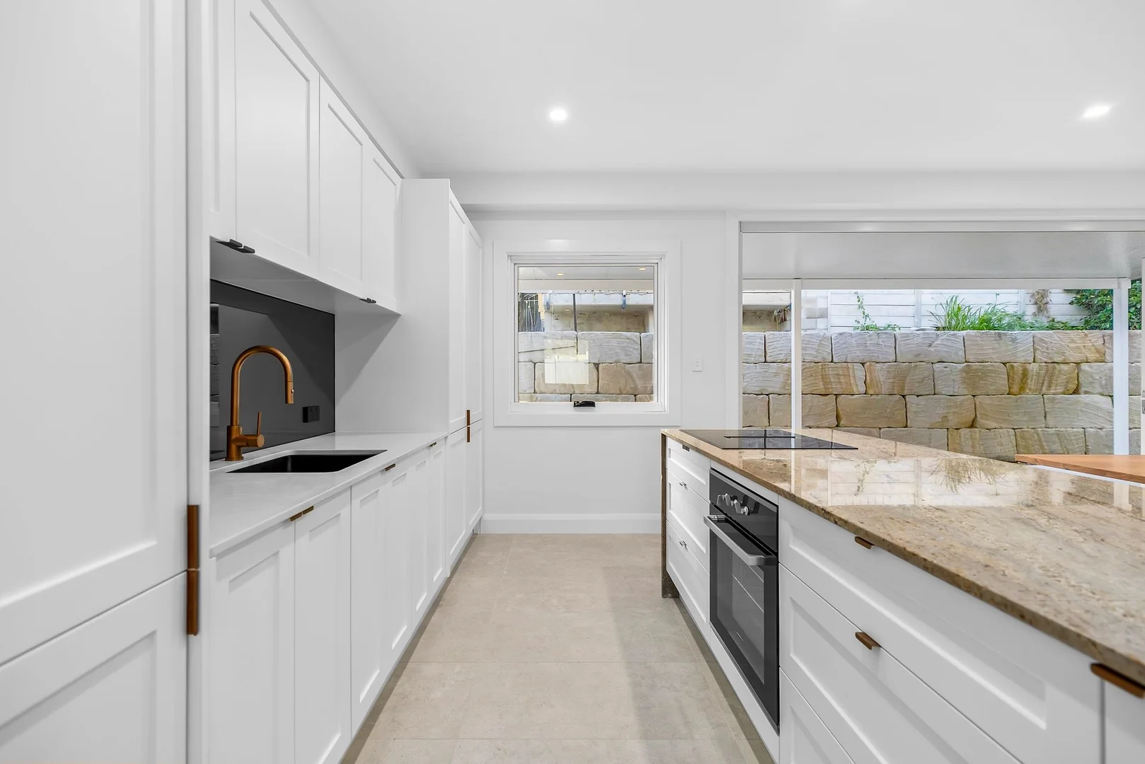28 Carinya St, Indooroopilly QLD 4068 photo 4