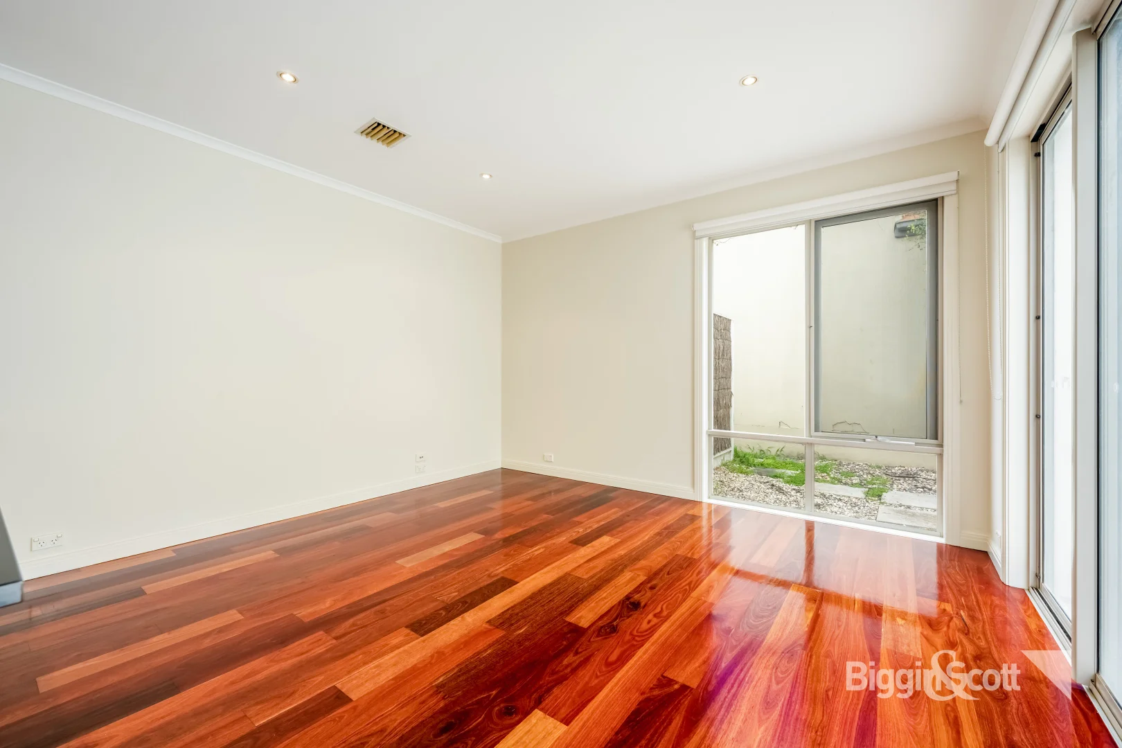 Additional image 5 of 75 Beacon Vista, Port Melbourne VIC 3207