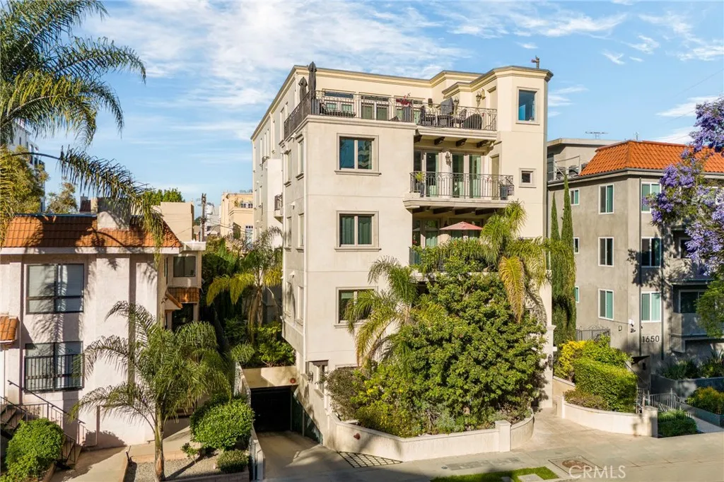 Additional image 2 of 1644 S Bentley Avenue Unit 401, Los Angeles, CA 90025