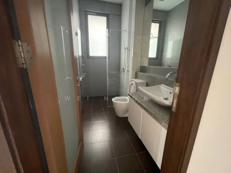 112 Cowdray Avenue photo 4
