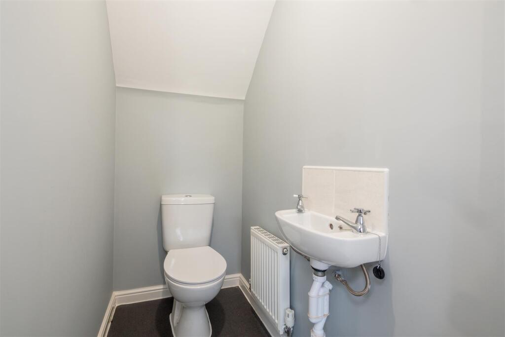 Additional image 16 of Northbeck Grange, Bradford, BD7