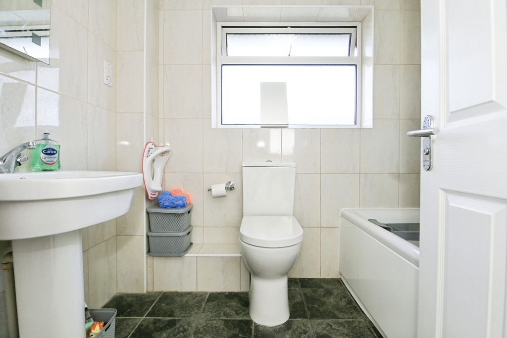 Additional image 20 of 3 bed detached house for saleAscot Drive, Peterborough PE1