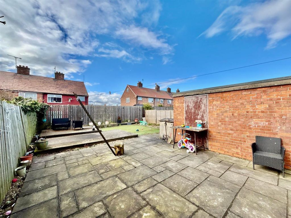 Additional image 14 of 3 bed semi-detached house for saleBeresford Avenue, Hornsea HU18