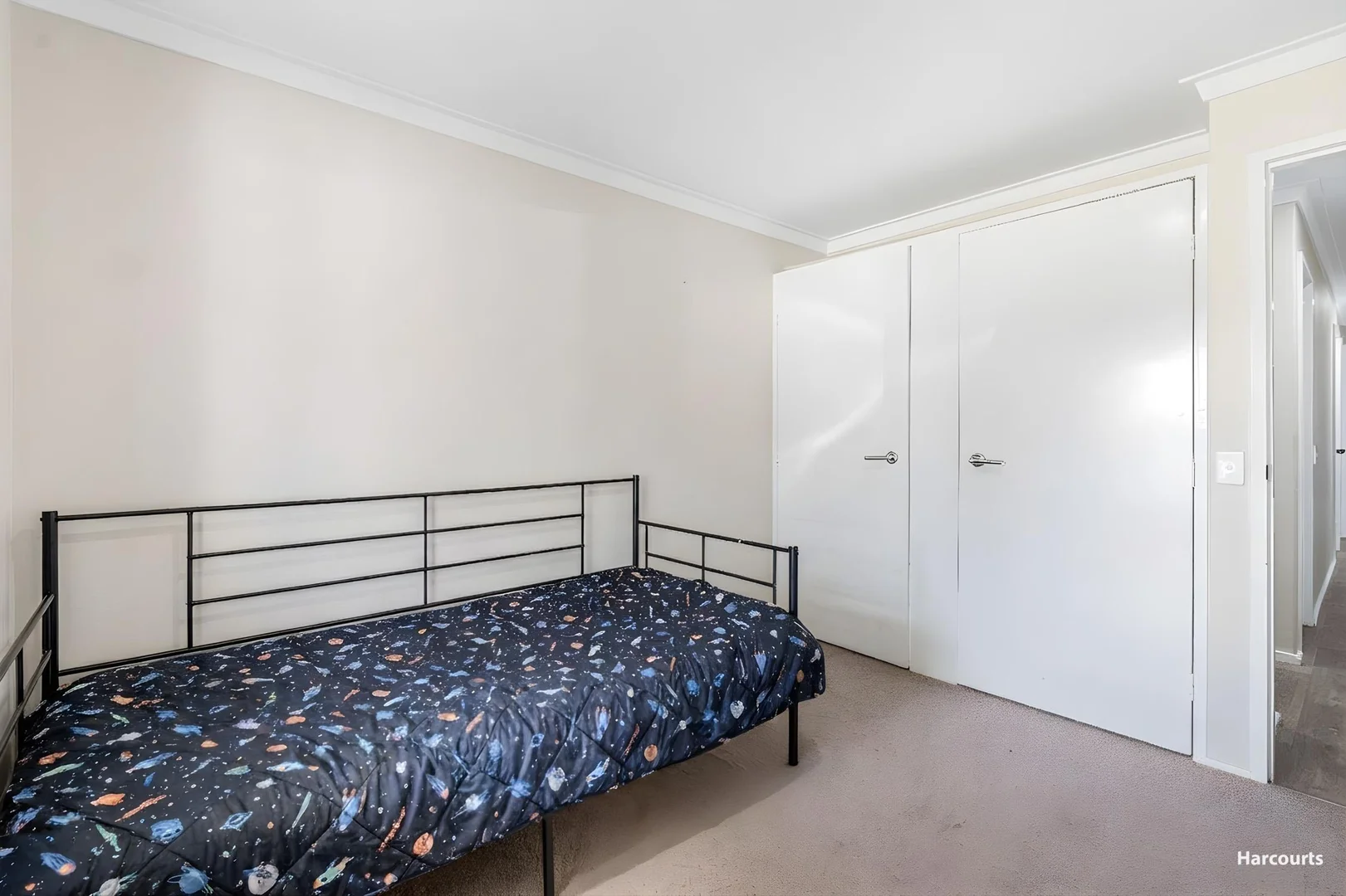 Additional image 8 of 6 Beechcroft Place, Camillo WA 6111