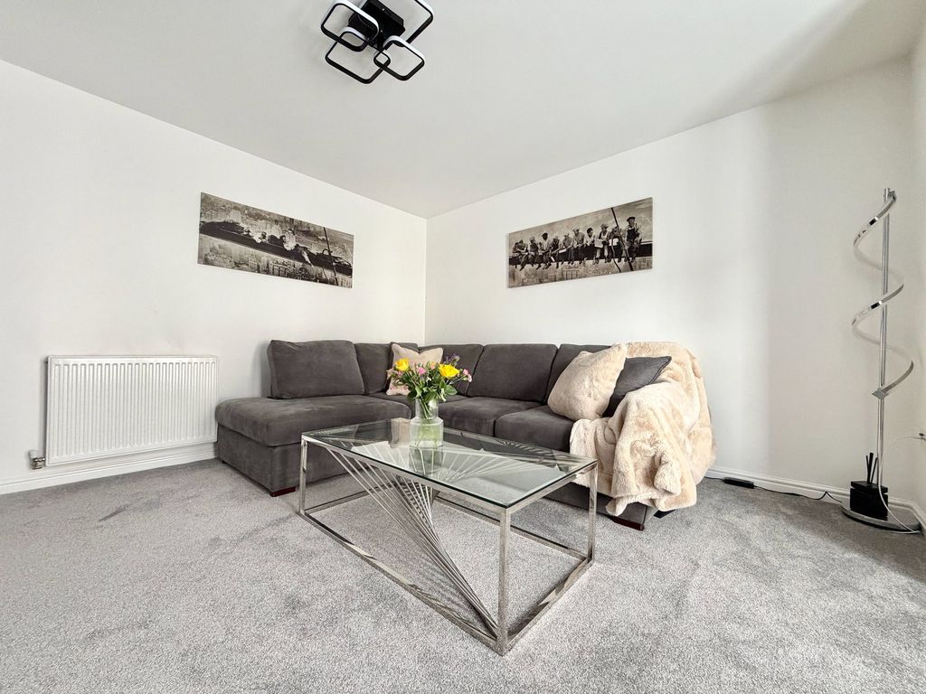 Additional image 6 of 2 bed flat for saleCrookston Court, Larbert FK5