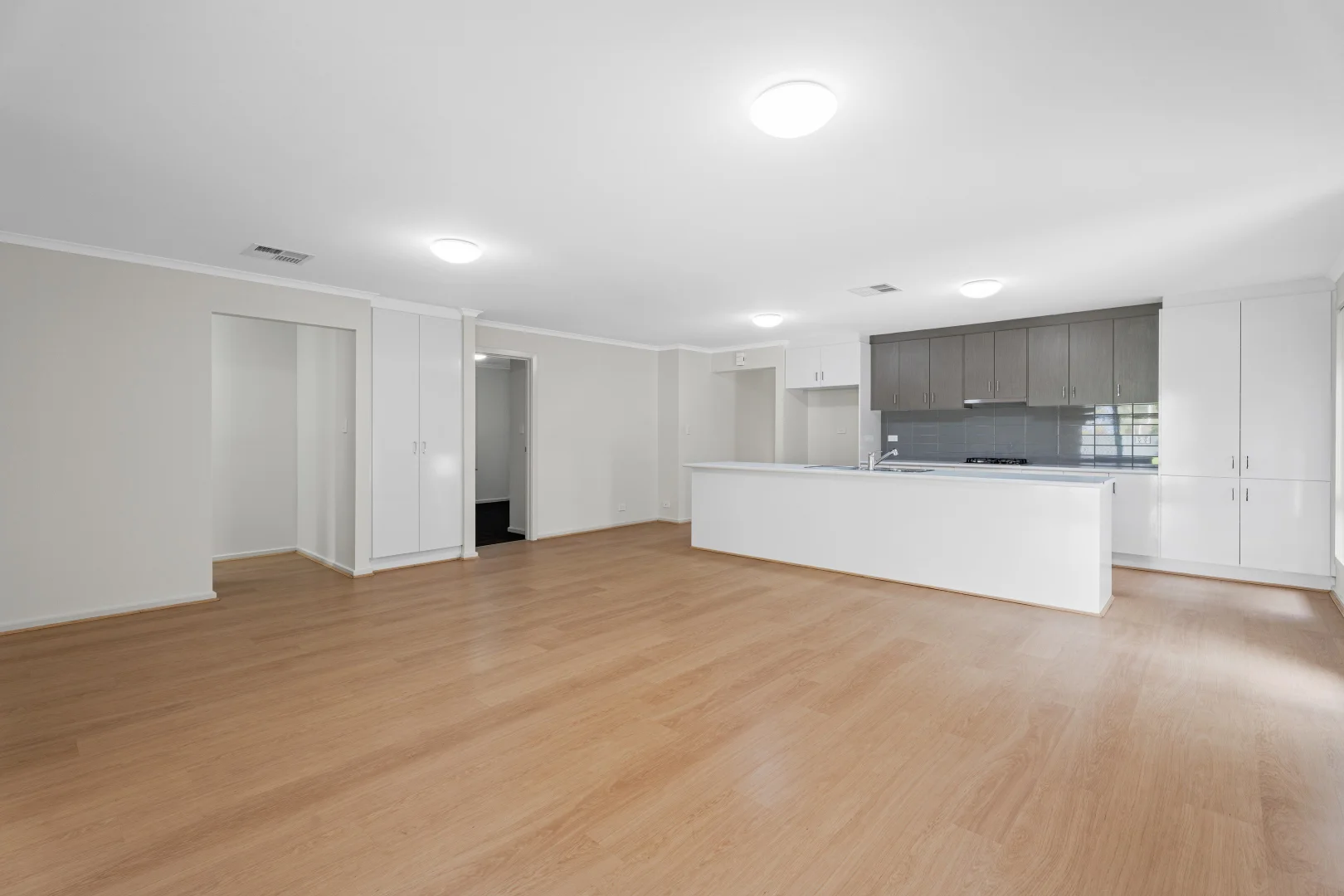 Additional image 2 of 33 Holland Way, Evanston SA 5116