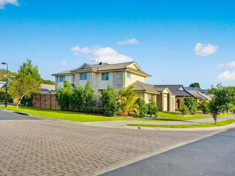 2/46 Liekefett Way, Little Mountain QLD 4551