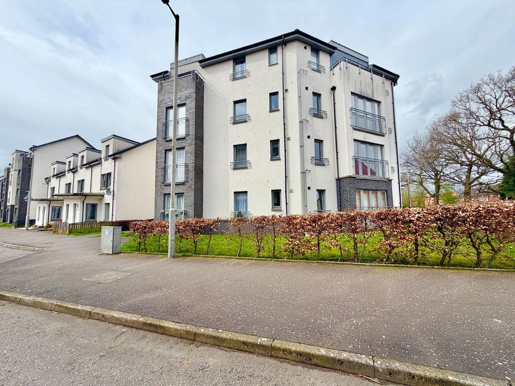 2 bed flat for saleCrookston Court, Larbert FK5