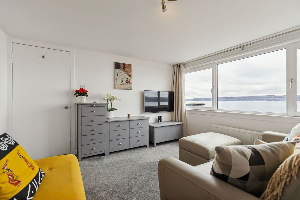 Additional image 17 of 3 bed maisonette for sale80 West Clyde Street, Helensburgh G84