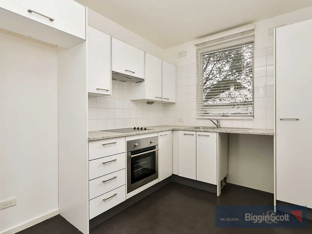 2/23 Park St, Richmond VIC 3121
