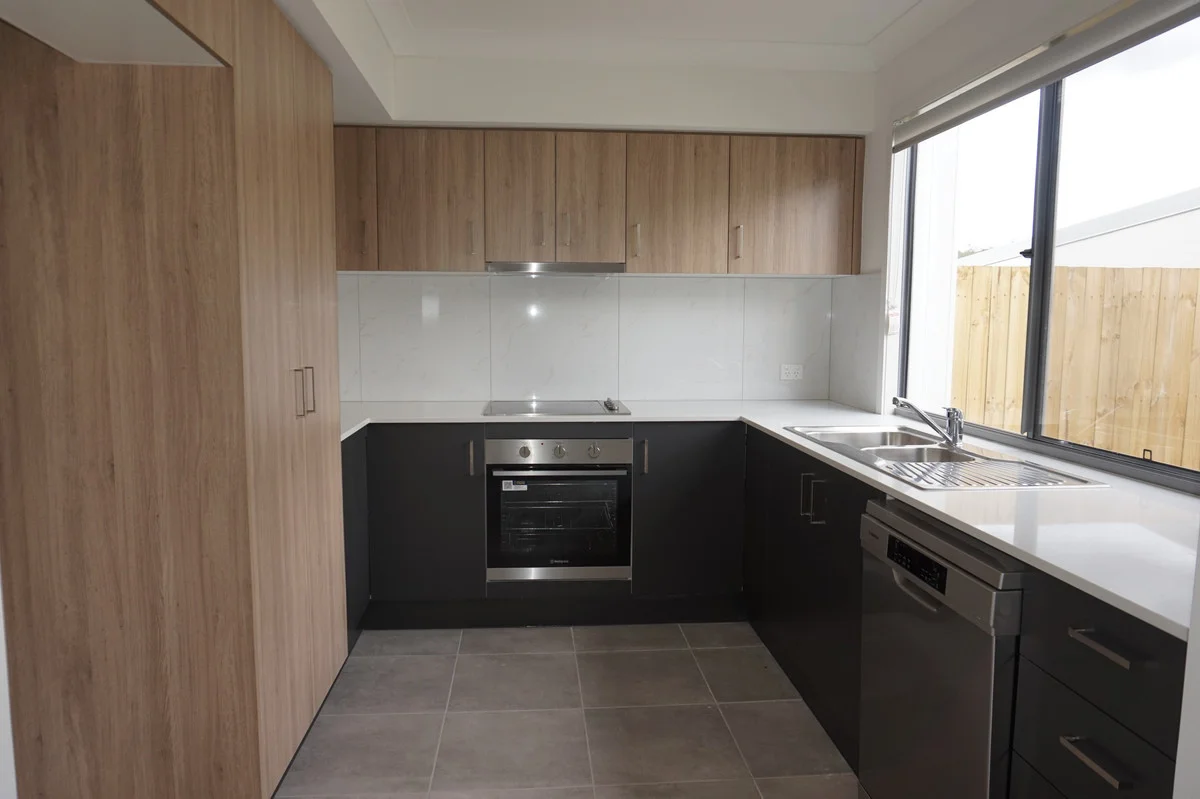 Additional image 5 of 464 Grande Avenue, Spring Mountain QLD 4300
