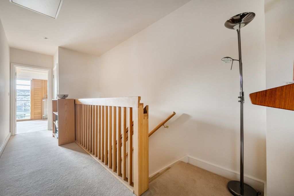 Additional image 14 of 2 bed terraced house for saleCliveden Gages, Taplow, Buckinghamshire SL6