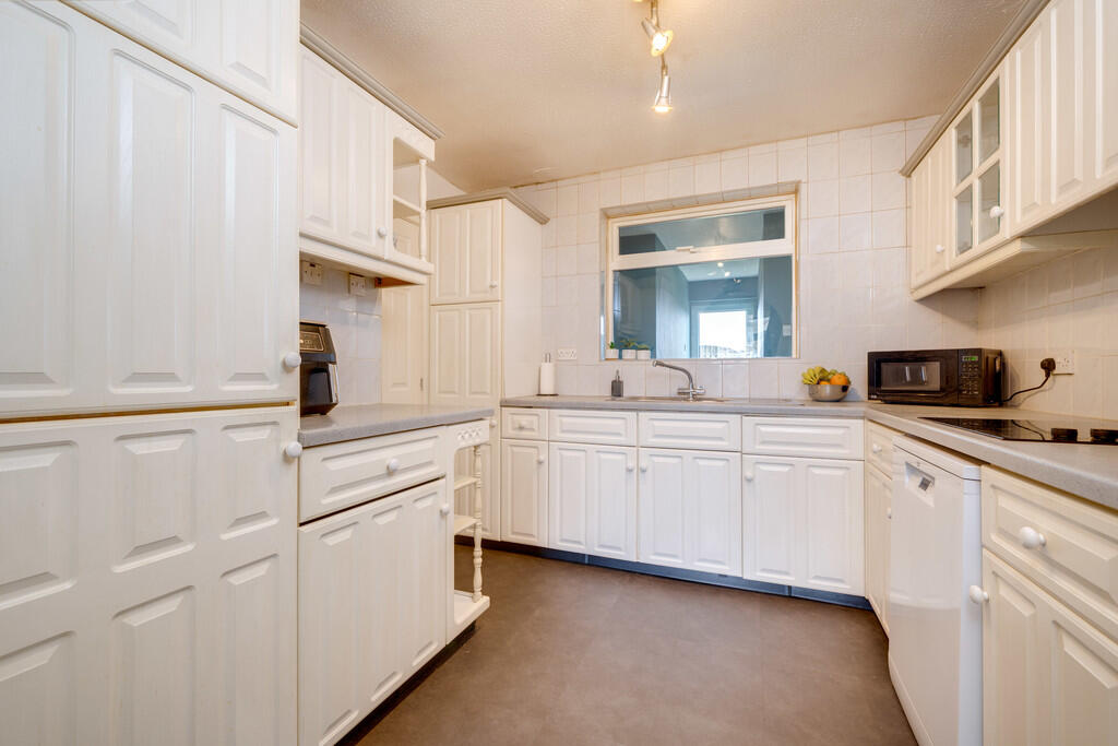 Additional image 22 of Thorndene Way, Bradford 4