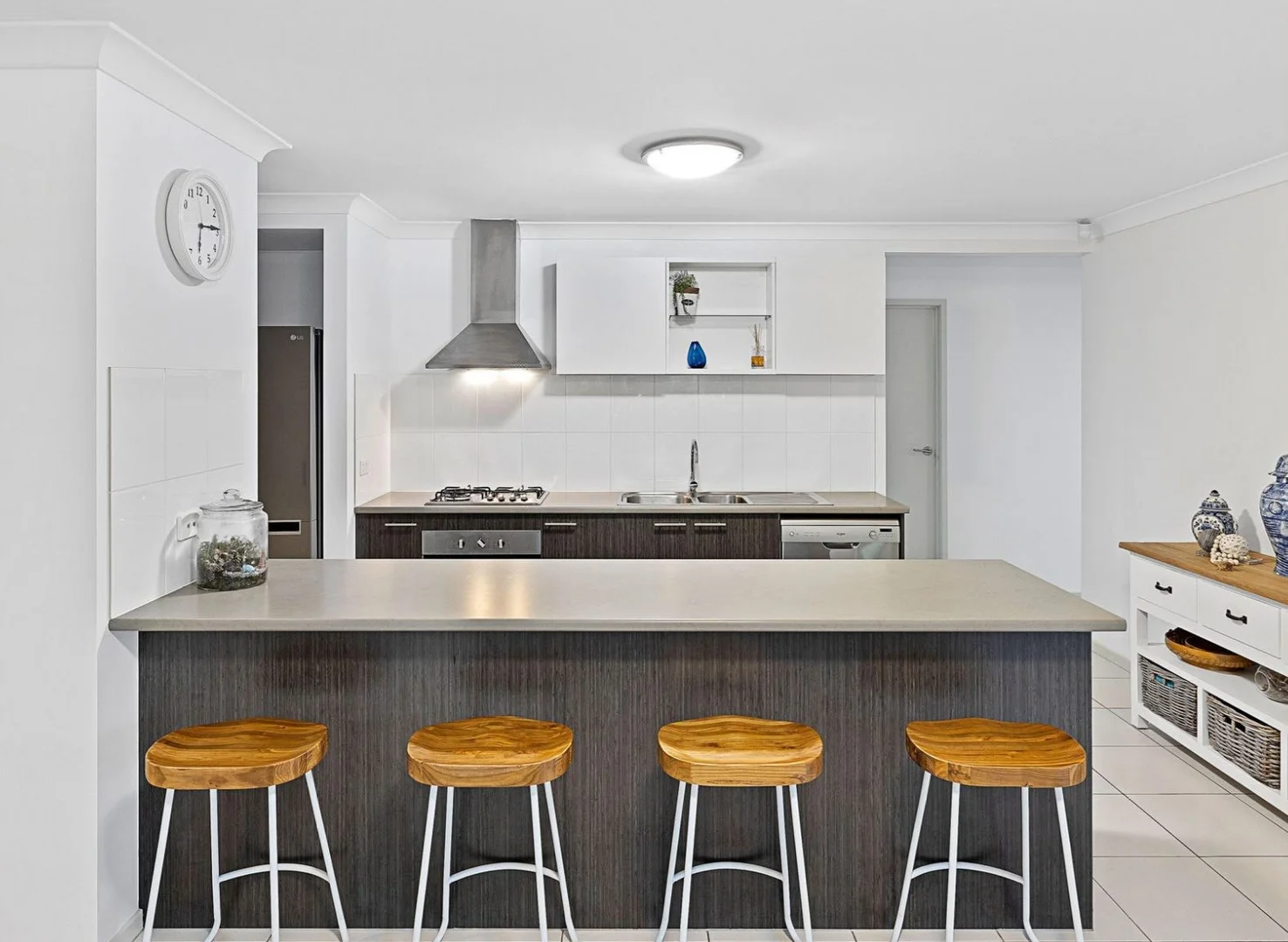 77 Valentine Circuit, Augustine Heights QLD 4300 photo 3