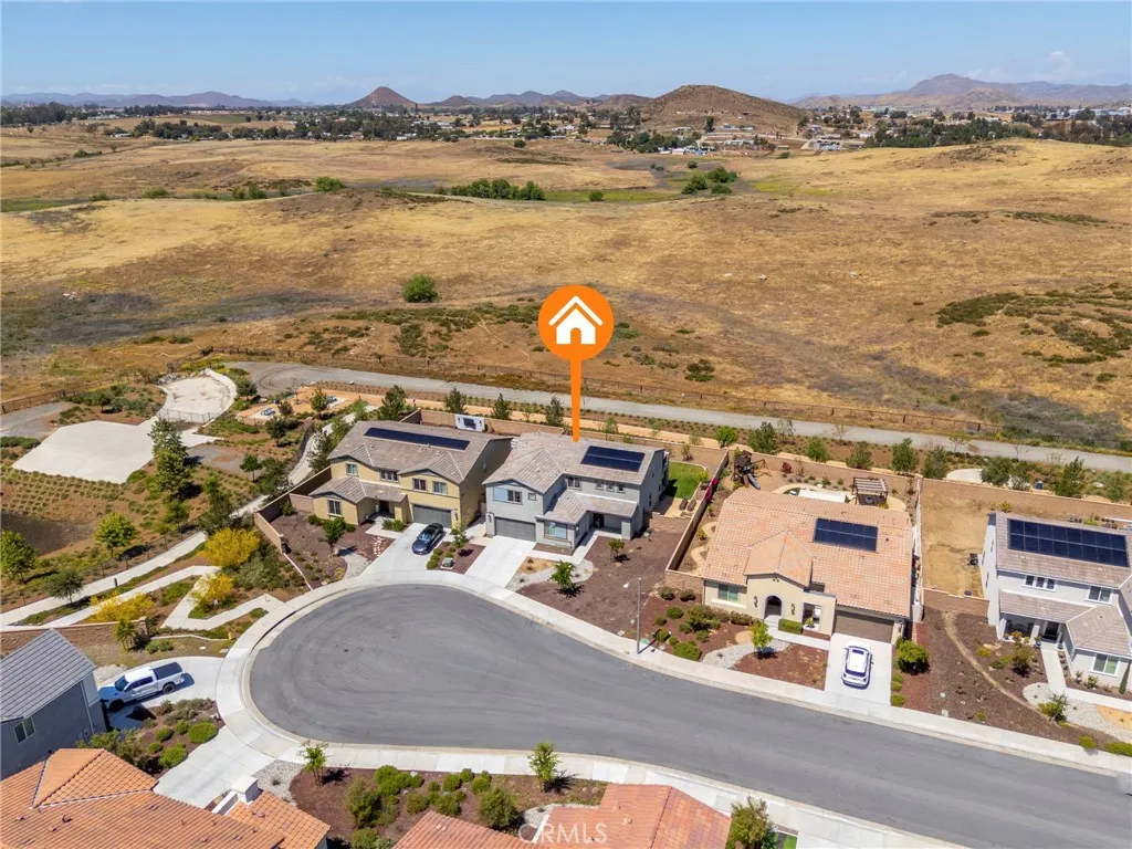 30560 Olive Berry Place, Murrieta, CA 92563
