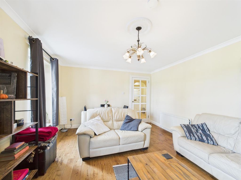Additional image 6 of 3 bed flat for sale4D South Inch Court, Perth PH2