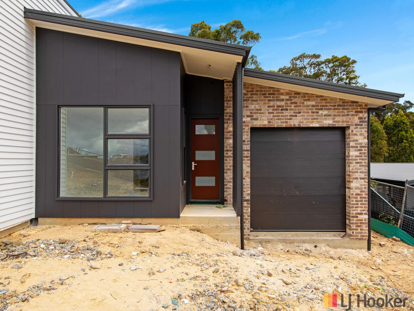 Additional image 2 of 1&2/4 Vince Place, Malua Bay NSW 2536