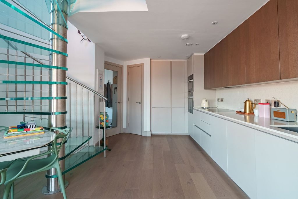 Additional image 10 of 3 bed flat for saleKingsway, Hove BN3