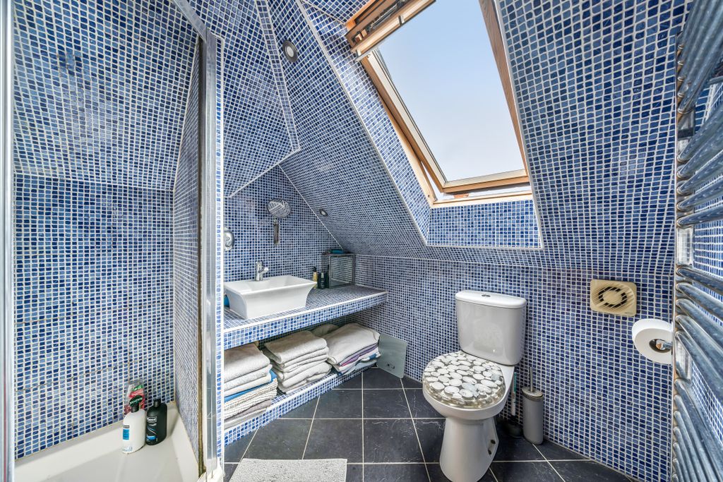 Additional image 11 of 6 bed semi-detached house for saleDavigdor Road, Hove BN3