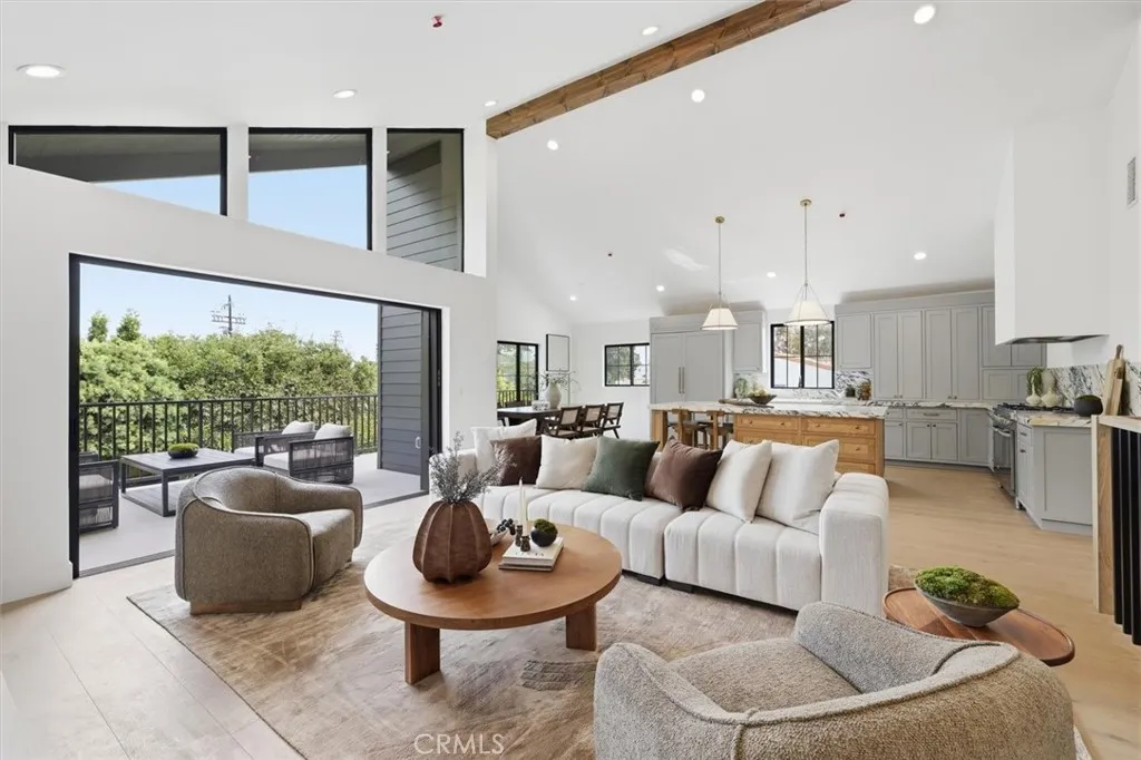 Additional image 5 of 865 10th Street, Manhattan Beach, CA 90266