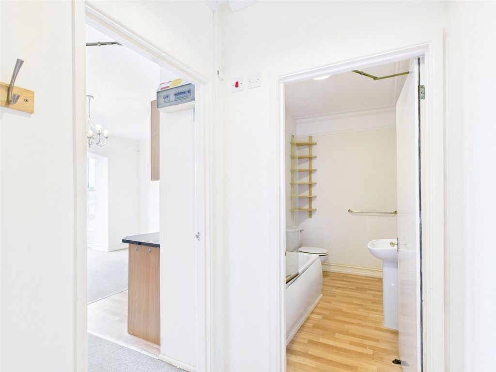 Additional image 8 of 1 bed flat for saleMolesworth Street, Wadebridge, Cornwall PL27