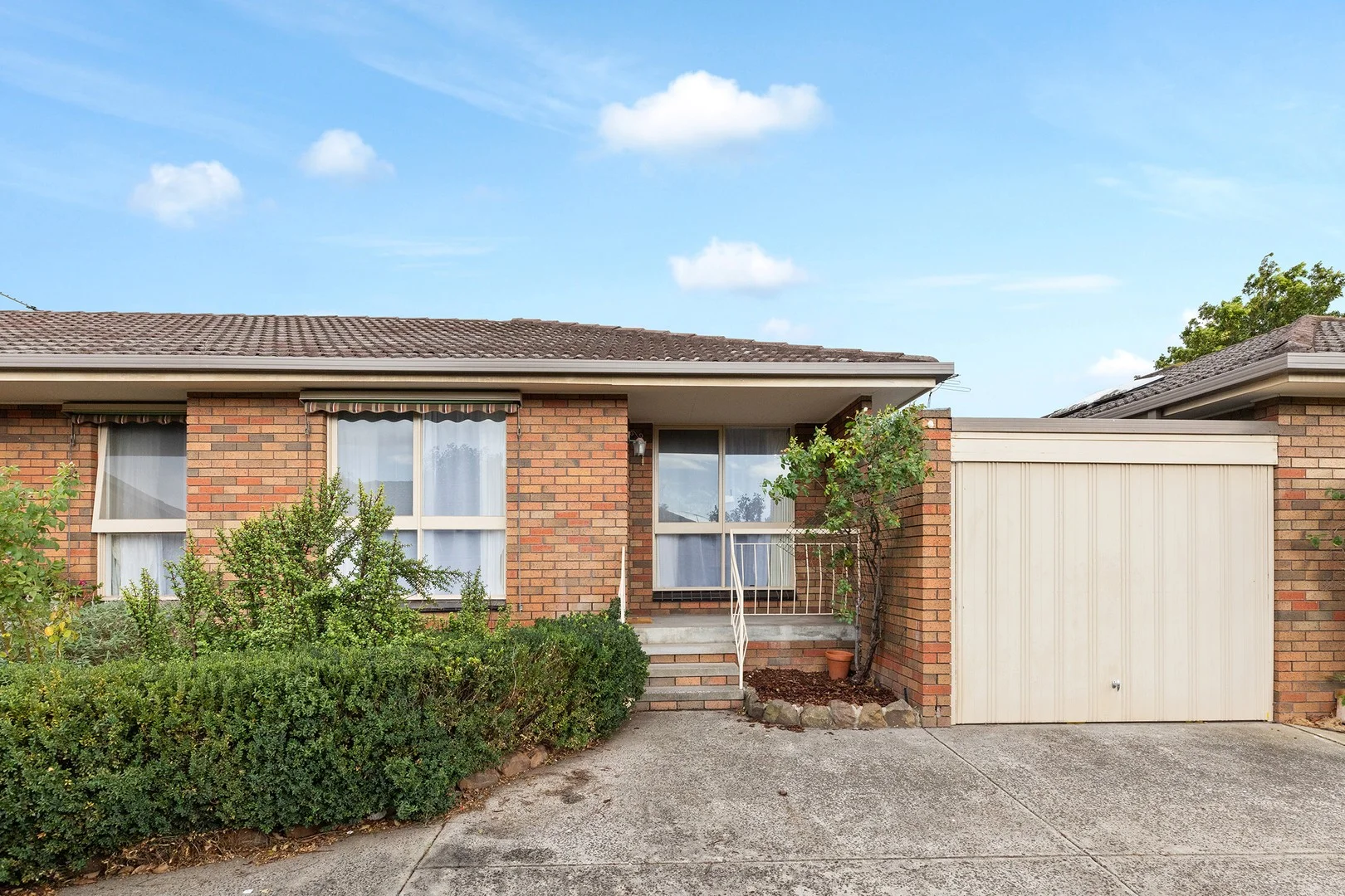 2/3 Thomson Street, Essendon VIC 3040