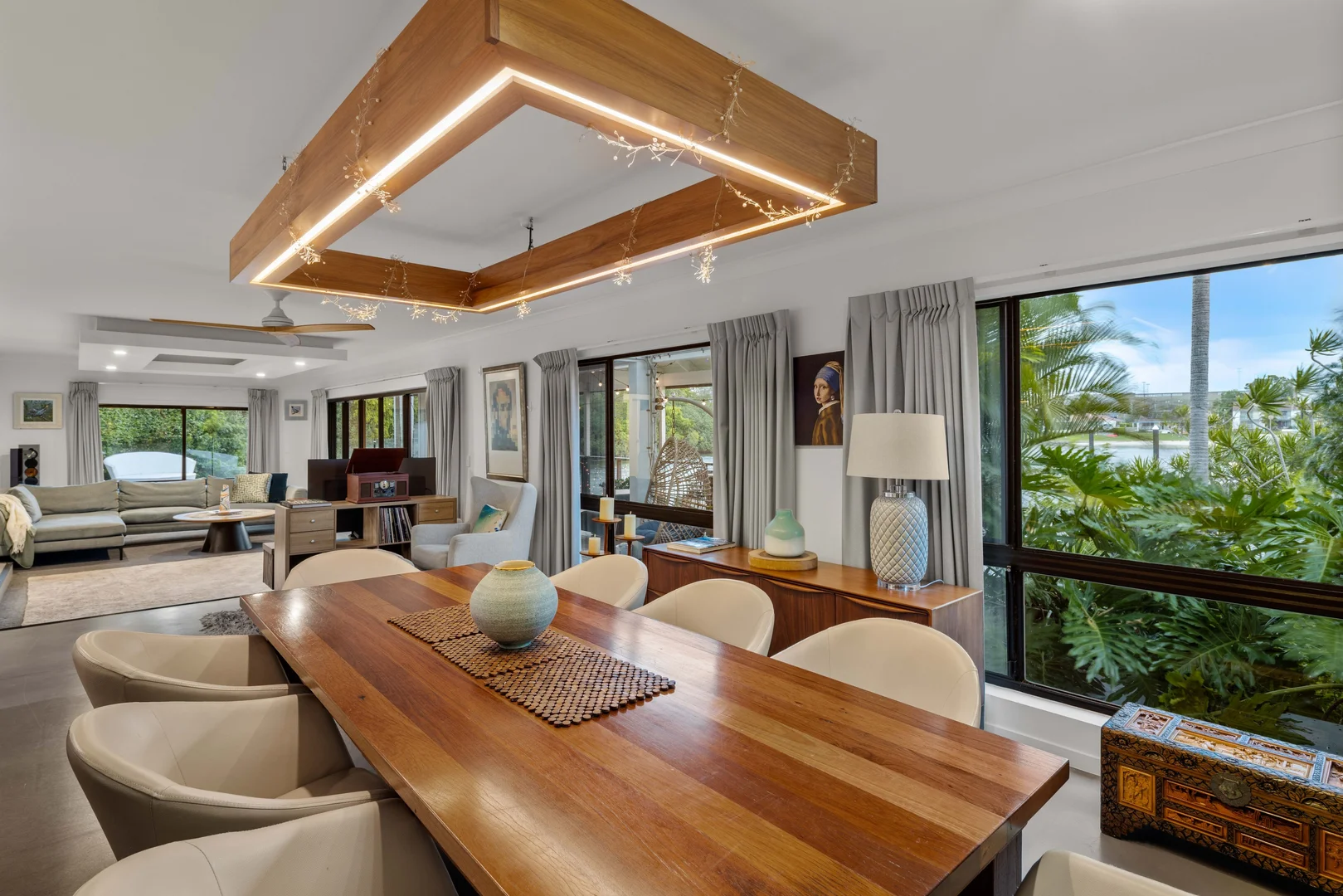 Additional image 8 of 2 Merrimac Boulevard, Broadbeach Waters QLD 4218